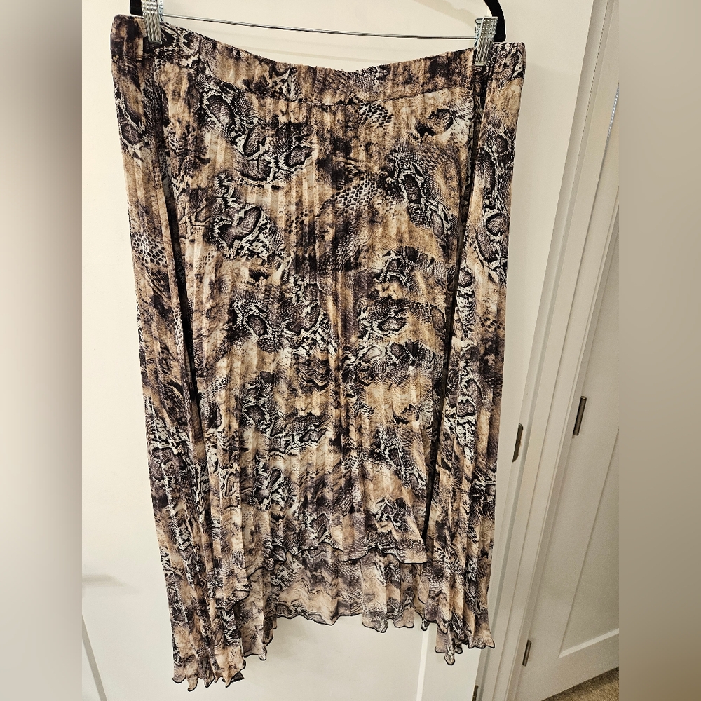 NWT - WDNY Pleated High/Low Skirt - Size 3X